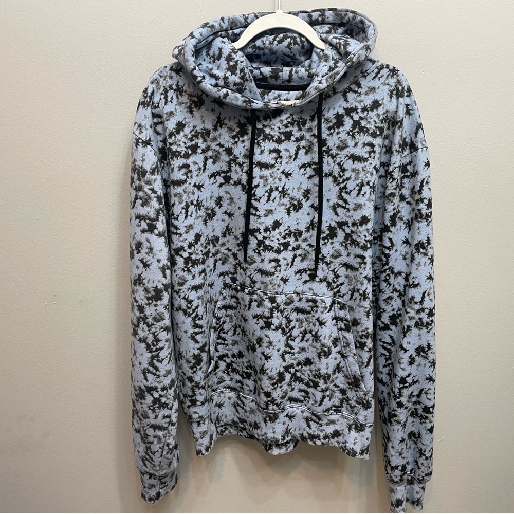 VSTR Premium Men's Black and Gray Tie-Dye Hoodie Sweater